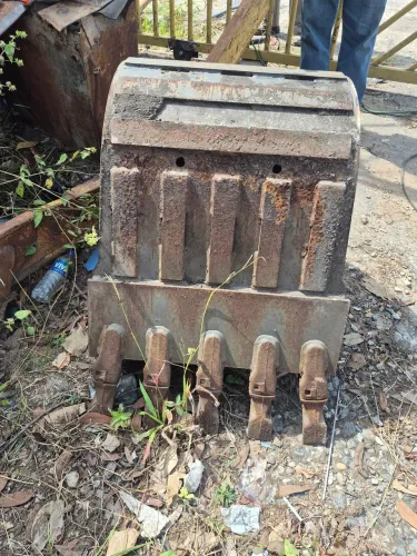 Concha retroescavadeira volvo 