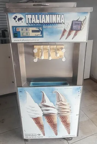 Máquina de sorvete Italianinha Trifasica