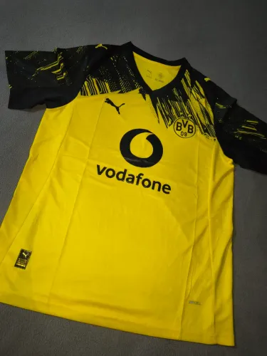 Camiseta Borussia Dortmund nova