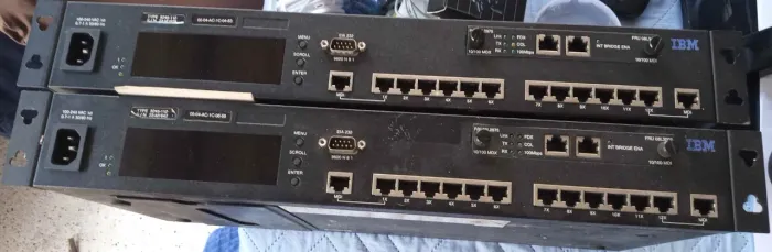 IBM 8245-112 10/100 HUB ETHERNET EMPILHÁVEL GERENCIADOR