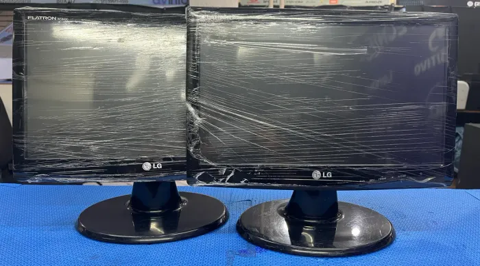 MONITOR LG 16 POLEGADAS 