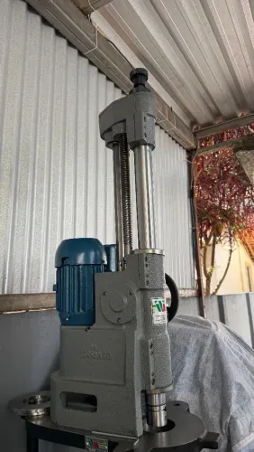 Maquina de Retificar motor de moto "sorveteira"