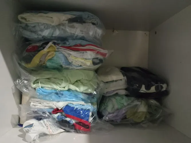 Vendo ou troco lote de roupa de bebê menino