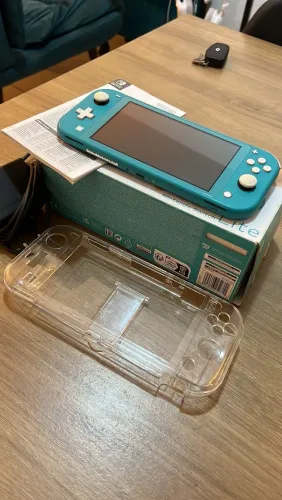 Nintendo Switch Lite DESBLOQUEADO com cartão de 64gb