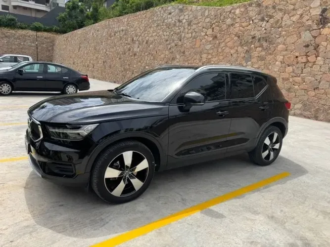 Volvo XC40 XC 40 T-4 Momentum 2.0 190cv FWD 2020