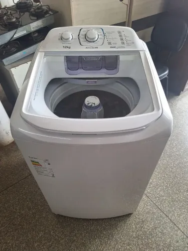 Máquina de lavar Electrolux 12 kilos