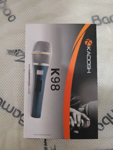 Microfone Kadosh K-98 Dinámico Cardióide cor azul/prateado. Semi-novo. Pouco usado