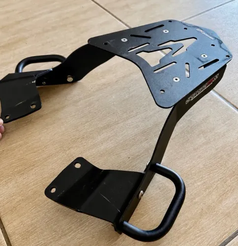 Suporte de baú p/ moto FZ