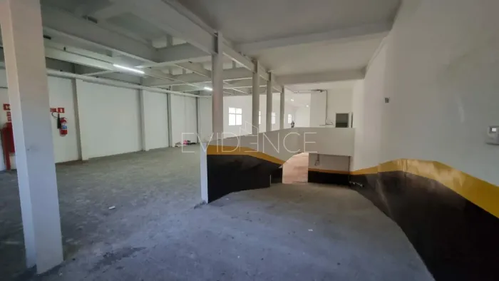 PRÉDIO COMERCIAL NA VILA FORMOSA