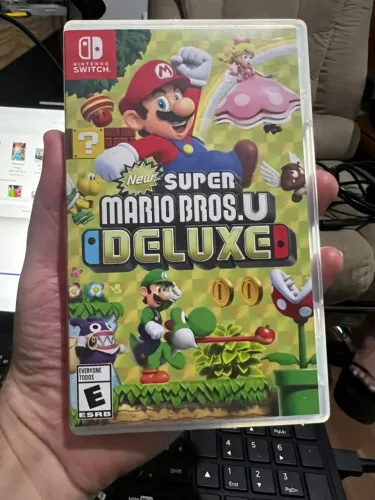 New Super Mario Bros U. Deluxe - Nintendo Switch