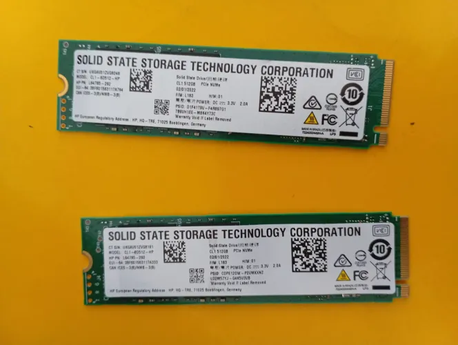 SSD NVMe (PCIe Gen3 x4) 512 GB