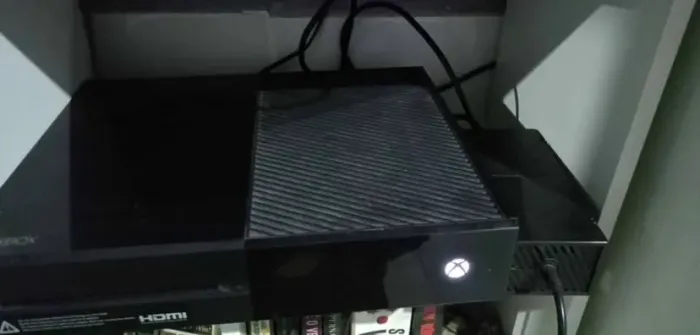 Xbox One S 500GB + 1 Controle + GTA V?.