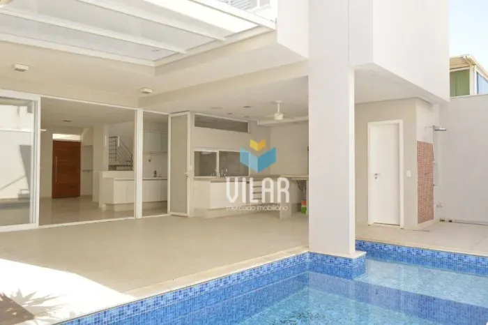 Sobrado com 3 dormitórios à venda, 240 m² por R$ 1.600.000,00 - Parque Residencial Villa d