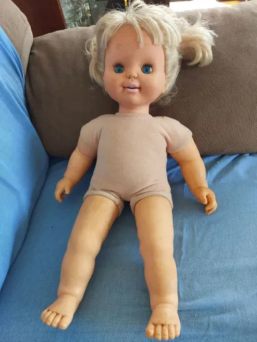 BONECA ANTIGA FALA NENÉM NÃO FUNCIONA SÓ VENDA NÃO TROCO POR NADA