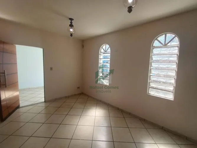 Casa com 4 dormitórios para alugar, 180 m² por R$ 3.000,00/mês - Jardim Itamaraty - Mogi G