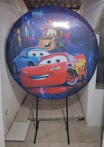 PAINEL REDONDO PARA FESTAS