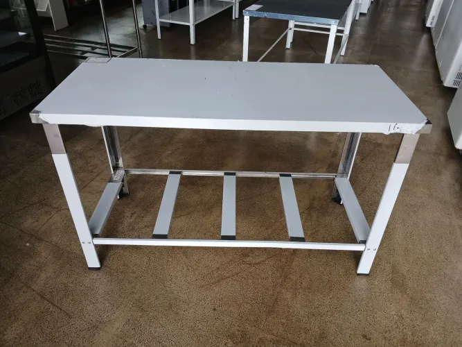 Mesa bancada inox 150x65 Gradeada toda Inox
