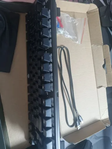 Teclado mecânico t-dagger bora
