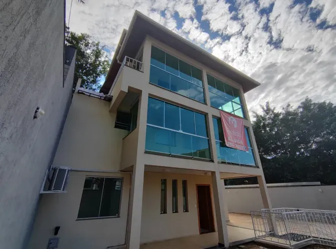 Imóvel para aluguel tem 350 metros quadrados com 4 quartos em Santo Antônio - Belo Horizon