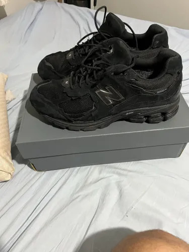 Tênis New balance 2002 gore-tex n44