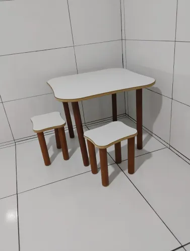 Mesinha infantil