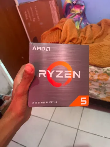 Ryzen 5 5500 novo na caixa