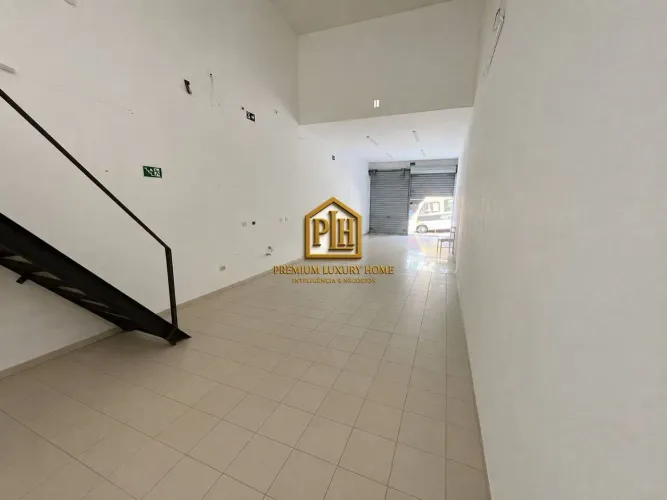 Loja para alugar, 90 m² por R$ 4.650,00/mês - Centro - Atibaia/SP