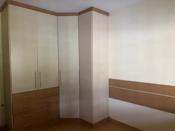 Guarda Roupa