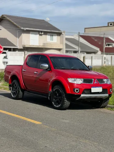 Mitsubishi L200 Triton HPE 3.2 CD TB Int.diesel AUT 2013