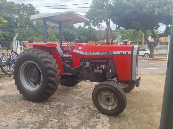 Trator Massey Ferguson 275 4x2 
