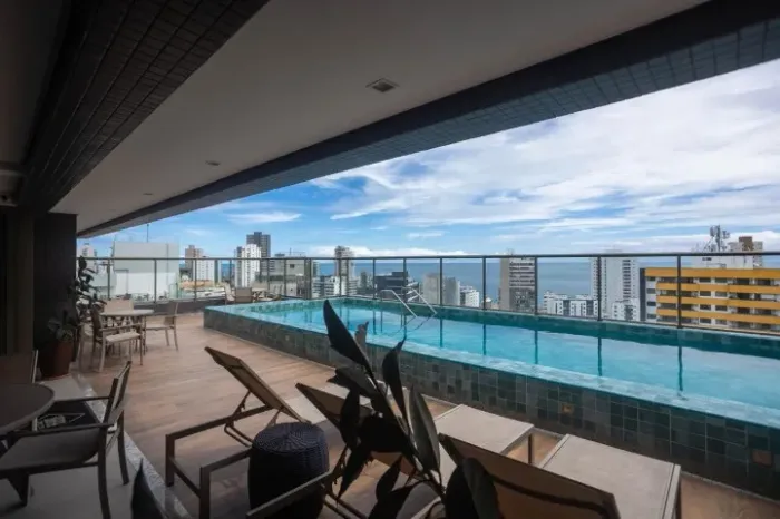 Excelente e lindo Studio de 22m² com varanda na Barra, infraestrutura e rooftop