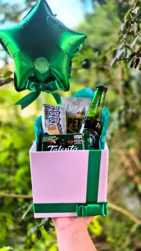 Cesta de Heineken Completa com Balão - Presente Verde