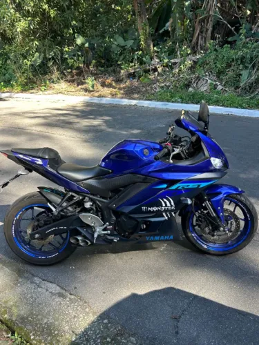 YAMARA R3 LINDA