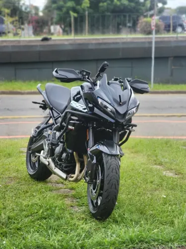 Tiger Sport 660 Preta com 1600km - Único Dono