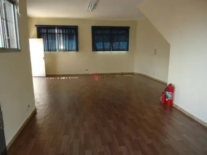 Prédio comercial com 214 m² - Vila Formosa.