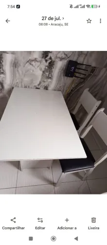 Mesa de 4 cadeiras