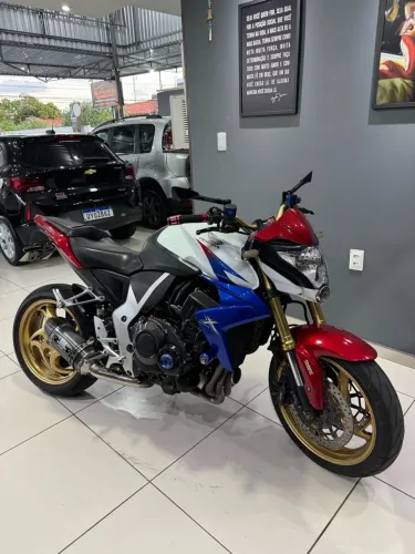 Cb 1000 2013 Capitão América extra