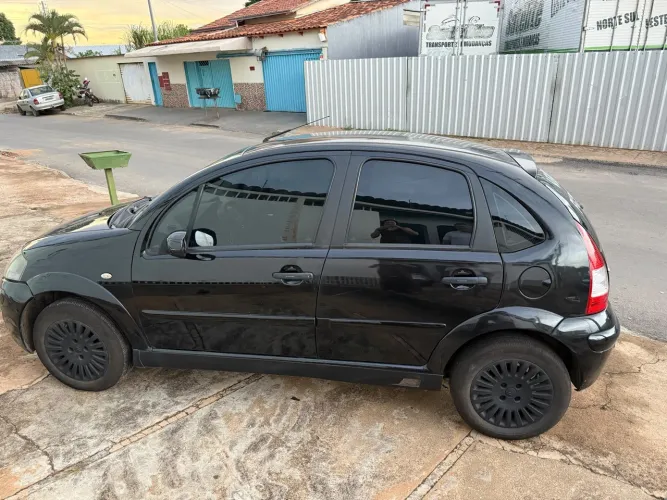 Citroen C3 GLX 1.4/ GLX Sonora 1.4 Flex 8V 5P 2009