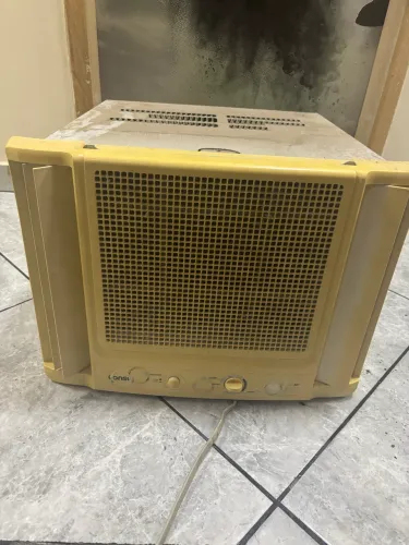 Ar condicionado 10mil btu semi novo