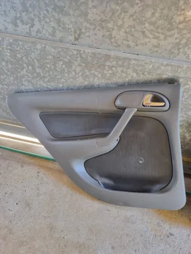 Par forro porta traseira gol g2
