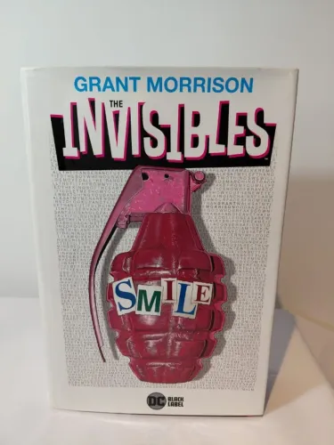 Omnibus HQ The Invisibles by Grant Morrison importado