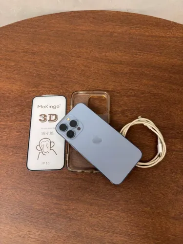 iPhone 13 Pro Azul-Sierra à venda.