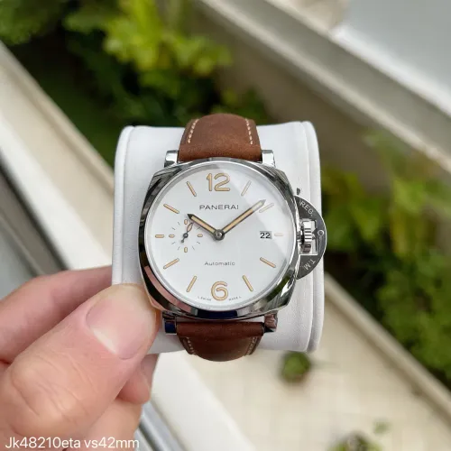 Relógio panerai Due luminor marina 42 mm