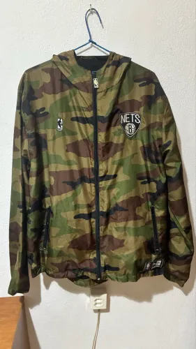 Corta vento NBA