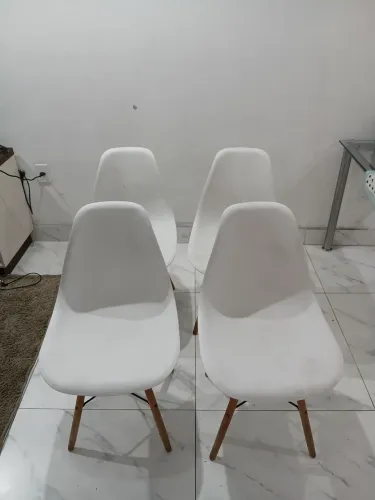 Vendo 4 cadeiras