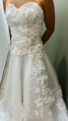 Vestido bordado debutante/noiva