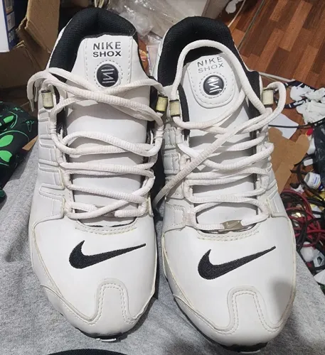 Tênis Nike Shox