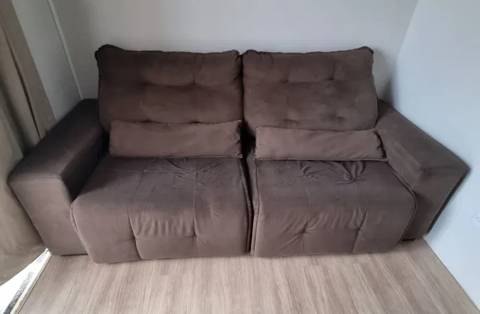 Sofá retrátil 4 lugares