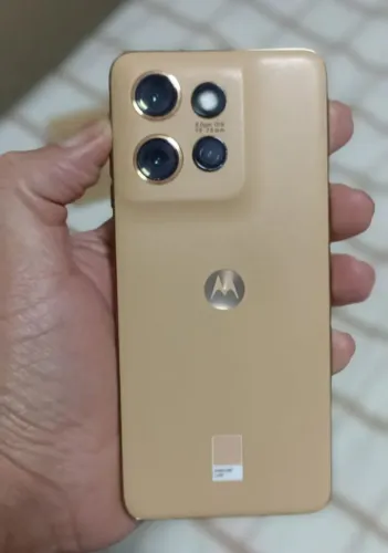 VENDO EDGE 50 NEO 8/256 NEGOCIÁVEL 