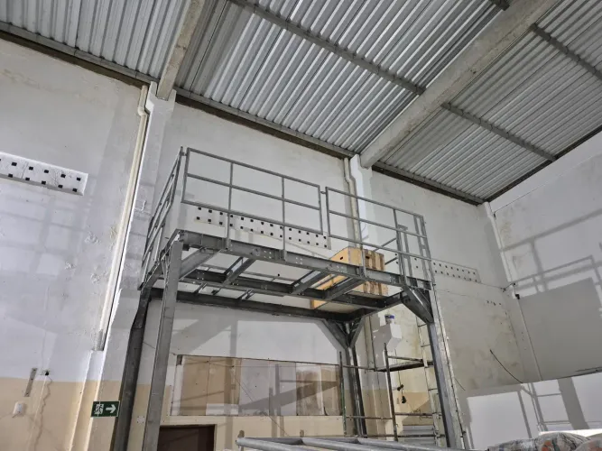 Mesanino em Aço galvanizado